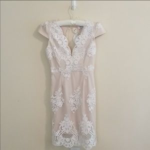 Xenia size 8 dress nude white bridal summer dress fits more like a size 4